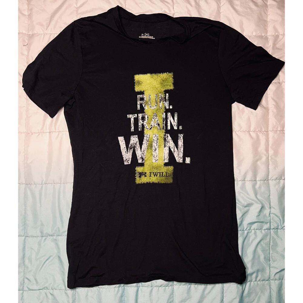 Under Armour T shirt size small